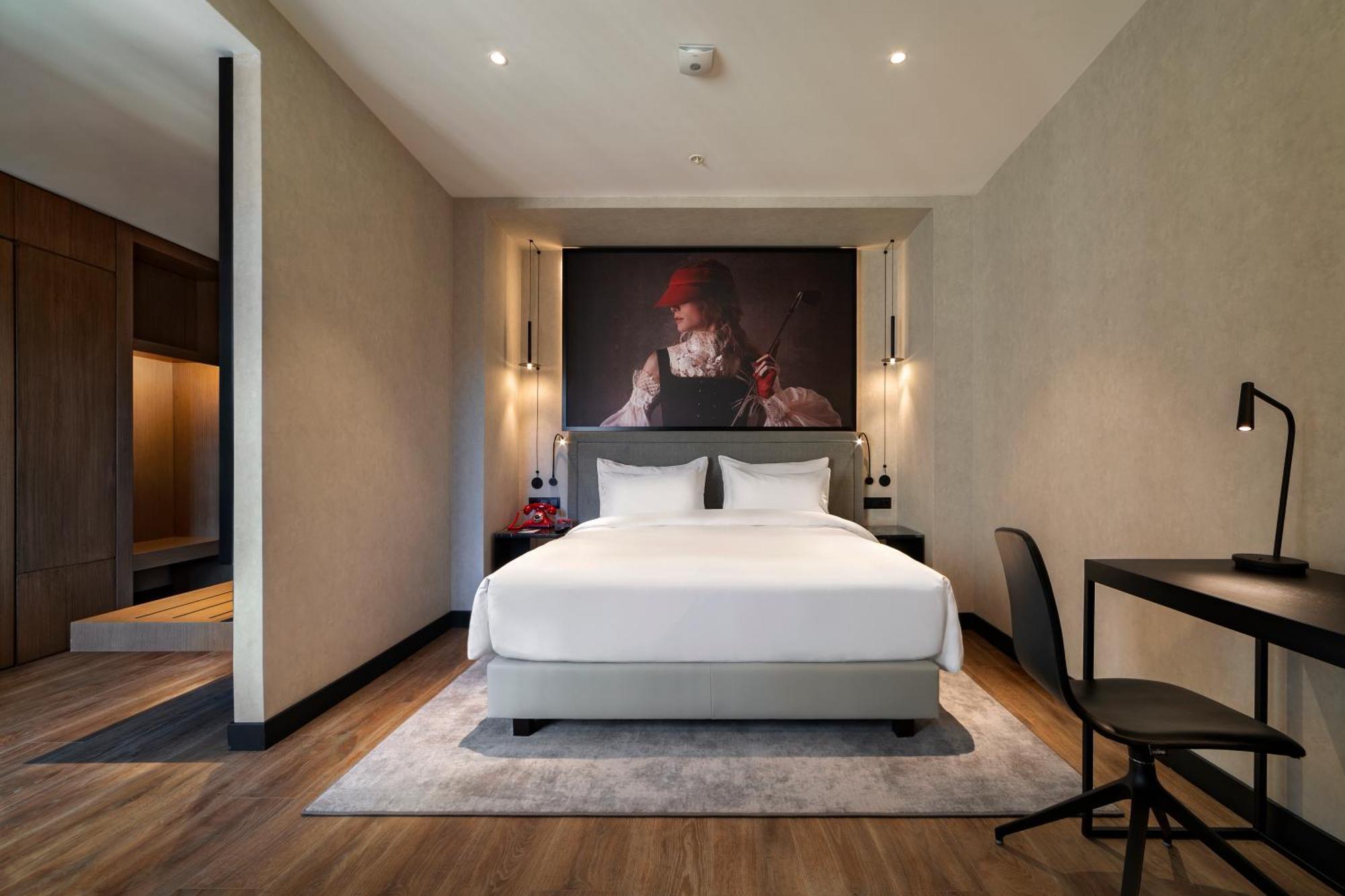 فندق Radisson Red تبليسي المظهر الخارجي الصورة