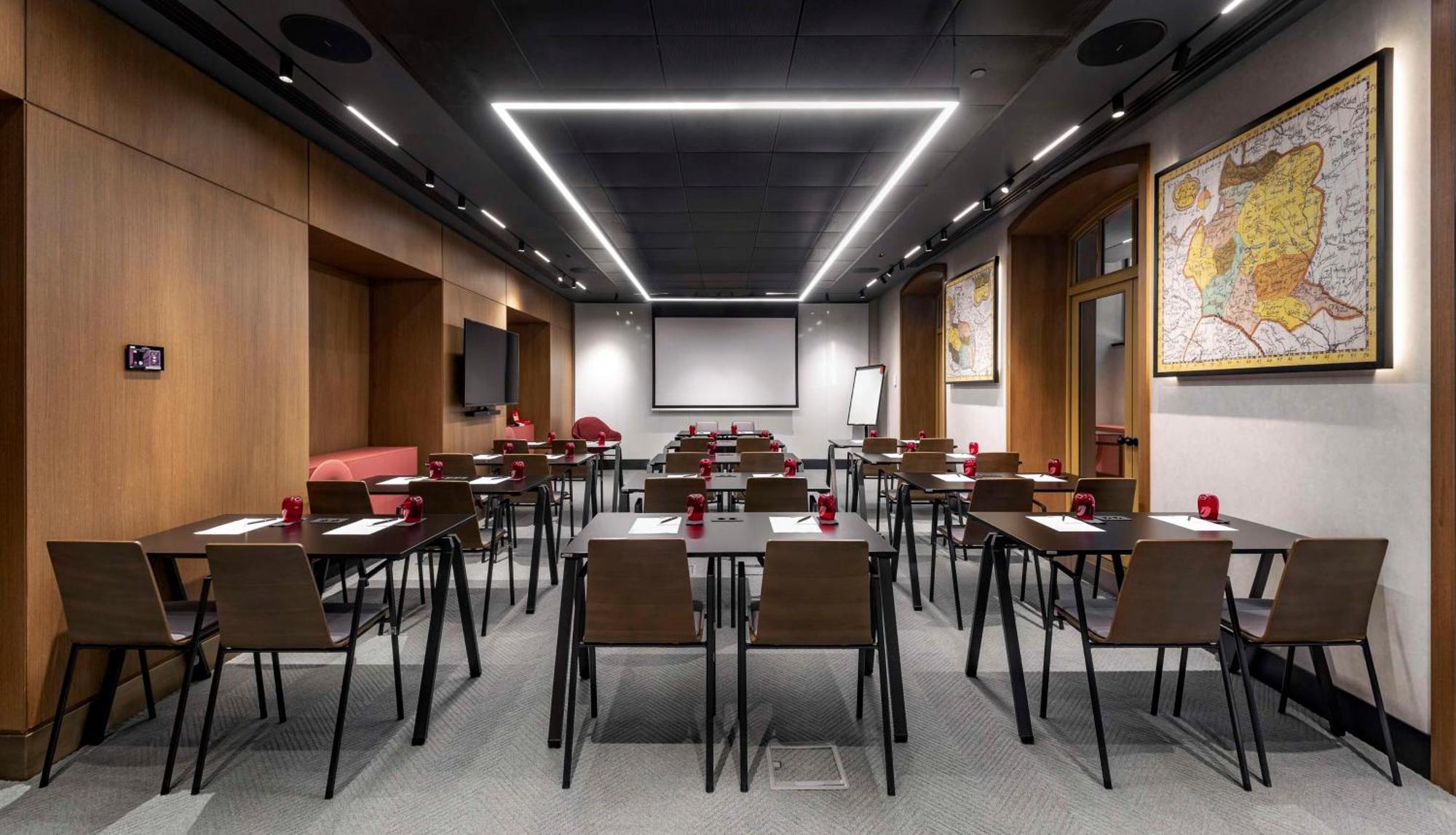 فندق Radisson Red تبليسي المظهر الخارجي الصورة