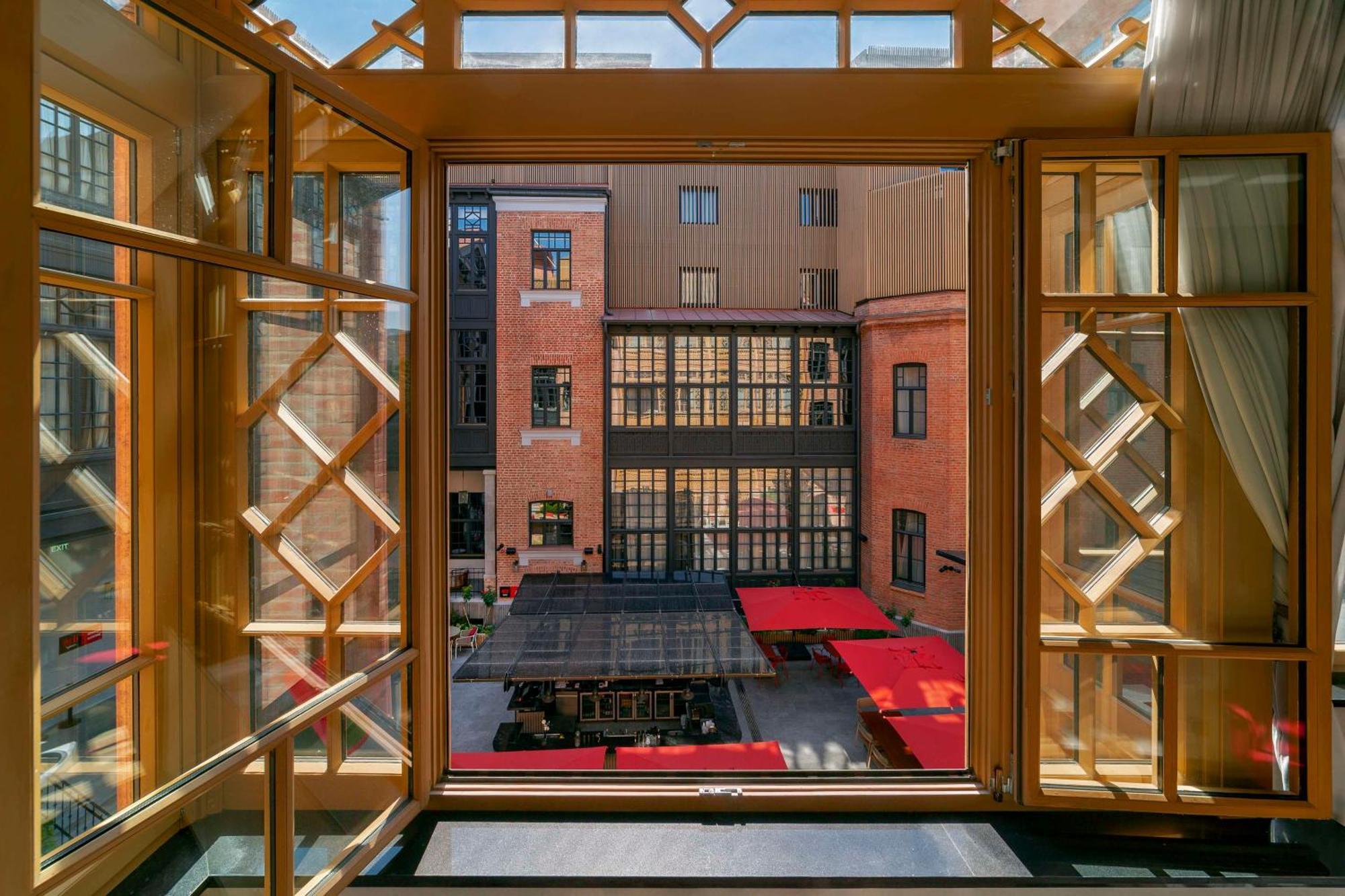 فندق Radisson Red تبليسي المظهر الخارجي الصورة